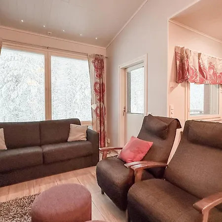 Kotomaenty 4, Rukan Luonnon Keskellae - Sauna, Wifi, Sisaeltaeae Siivouksen *