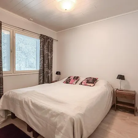 דירה Kotomaenty 4, Rukan Luonnon Keskellae - Sauna, Wifi, Sisaeltaeae Siivouksen *