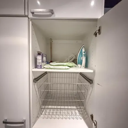 Kotomaenty 4, Rukan Luonnon Keskellae - Sauna, Wifi, Sisaeltaeae Siivouksen Appartement