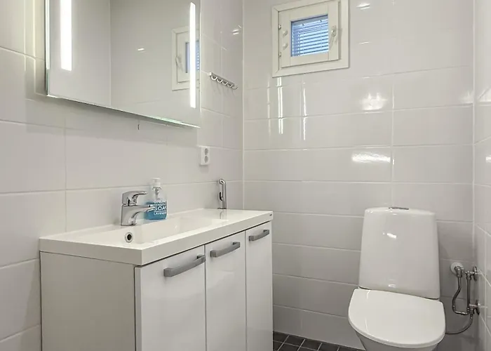 Kotomaenty 4, Rukan Luonnon Keskellae - Sauna, Wifi, Sisaeltaeae Siivouksen Apartamento Kuusamo